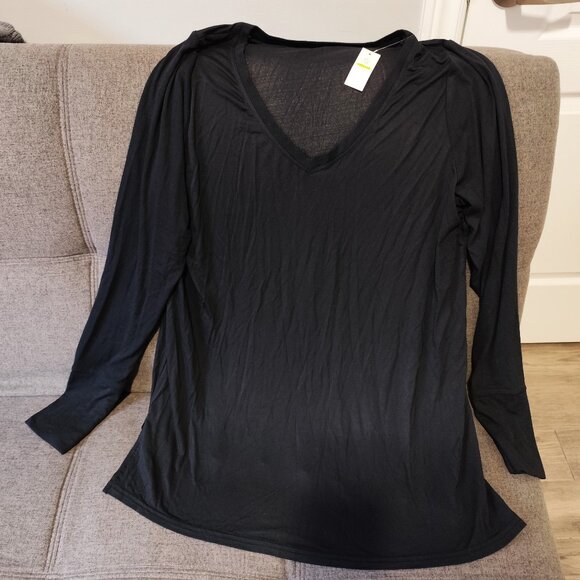 American Eagle Soft & Sexy v neck long sleeve Size L - Picture 2 of 3